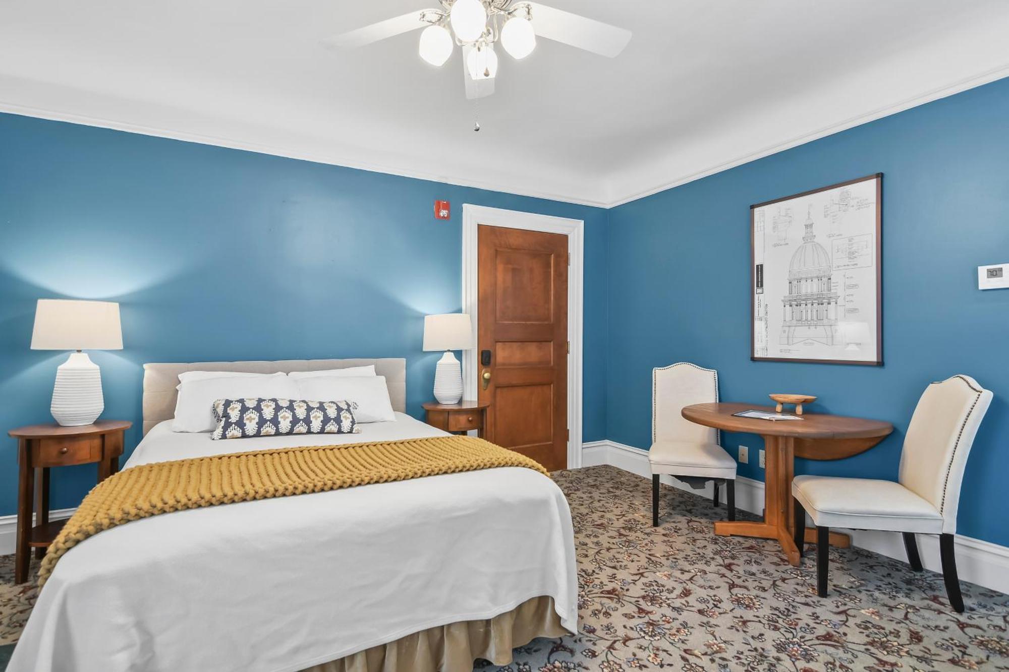 Hotel The Pasfield House à Springfield Extérieur photo